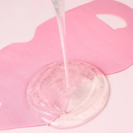 Лифтинг-маска с камелией и коллагеном Round Lab Camellia Deep Collagen V Lifting Gel Mask