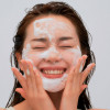 Слабокислотная пенка для умывания с пробиотиками UIQ Biome Barrier Cleansing Foam