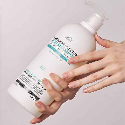 Защитный шампунь для поврежденных волос Lador Damaged Protector Acid Shampoo 900 ml